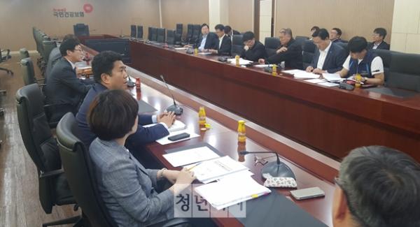국민건강보험공단은 지난 25일 서울 당산동 공단영등포남부지사에서 재정운영위원회 소위원회를 열고 2019년도 수가 인상에 필요한 추가소요재정(밴딩)을 결정했다.