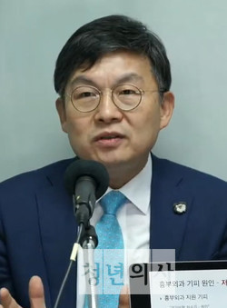 서울의대 김윤 교수