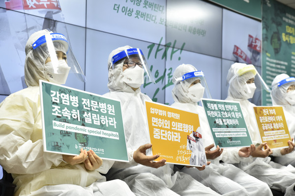 ��������:�����Ƿ����.