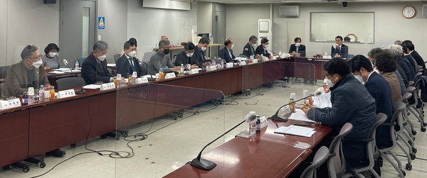 �����ǻ���ȸ�� ���� 21�� ���� ����ӽ�ȸ������ '��� ���� ���Ǹ� ���� �Ƿ�� ��ǥ�� ȸ��'�� ������.