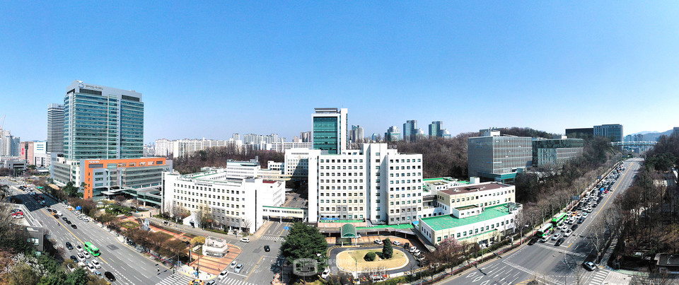 가톨릭국제술기교육센터와 서울성모병원이 위치한 가톨릭중앙의료원 반포단지의 모습.