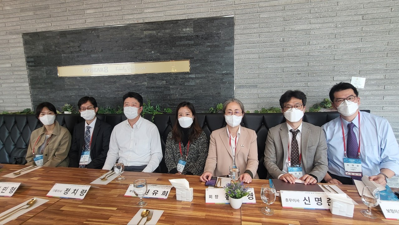 대한중환자재활학회는 11일 세종대 대양 AI센터에서 기자간담회를 갖고 중환자 재활 수가 도입이 필요하다고 강조했다.