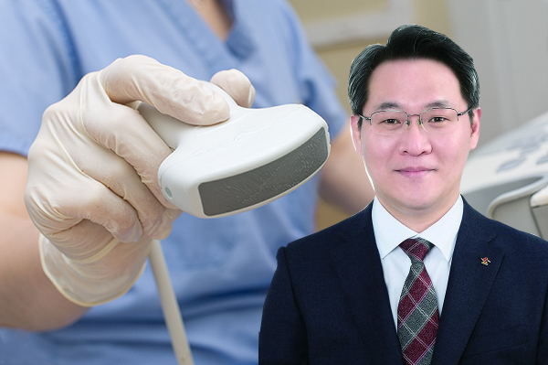 한의사의 초음파 기기 등 진단용 의료기기 사용을 허락한 대법원 판결에 대한한의사협회 홍주의 회장이 실질적인 한의사의 진단용 의료기기 사용으로 이어질 수 있도록 노력하겠다는 의지를 피력했다.