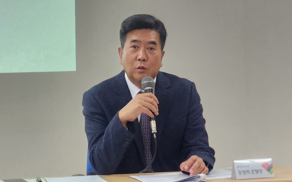 한국공공조직은행 강청희 은행장이 사표를 내고 대한의사협회 비상대책위원장 후보로 등록했다(ⓒ청년의사).