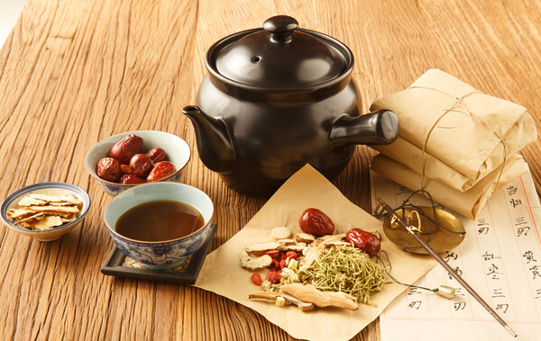 바른의료연구소는 첩약 급여화 추진 전 임상시험을 통한 안전성, 유효성 검증부터 필요하다고 지적했다(사진출처: 게티이미지).