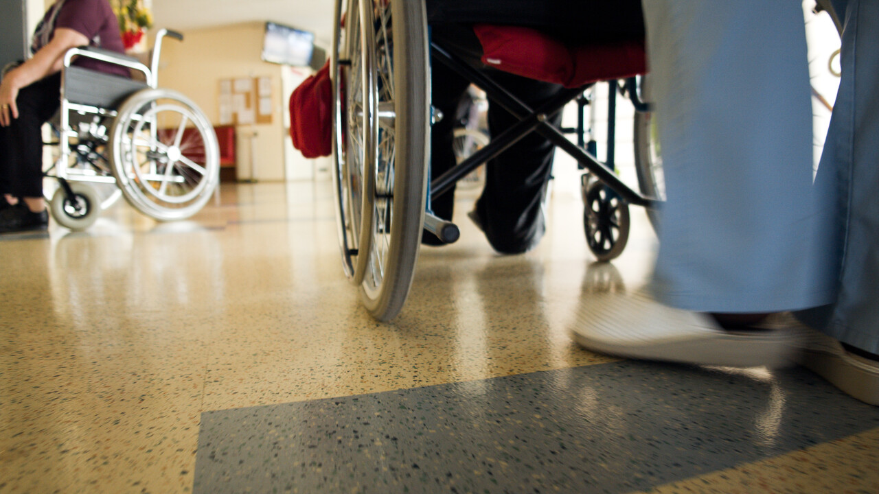 보건복지부는 요양병원 감염예방관리료 수가를 신설해 오는 7월부터 적용한다(사진 출처 : 게티이미지).