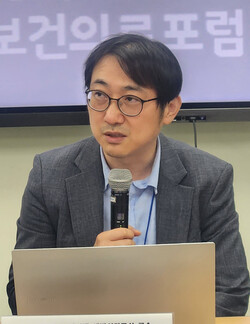 울산의대 조민우 교수는 같은 대학 동료였던 고(故) 주석중 교수를 애도하며 "의사 삶을 갈아 넣는 의료체계"를 개편해야 한다고 했다(ⓒ청년의사).