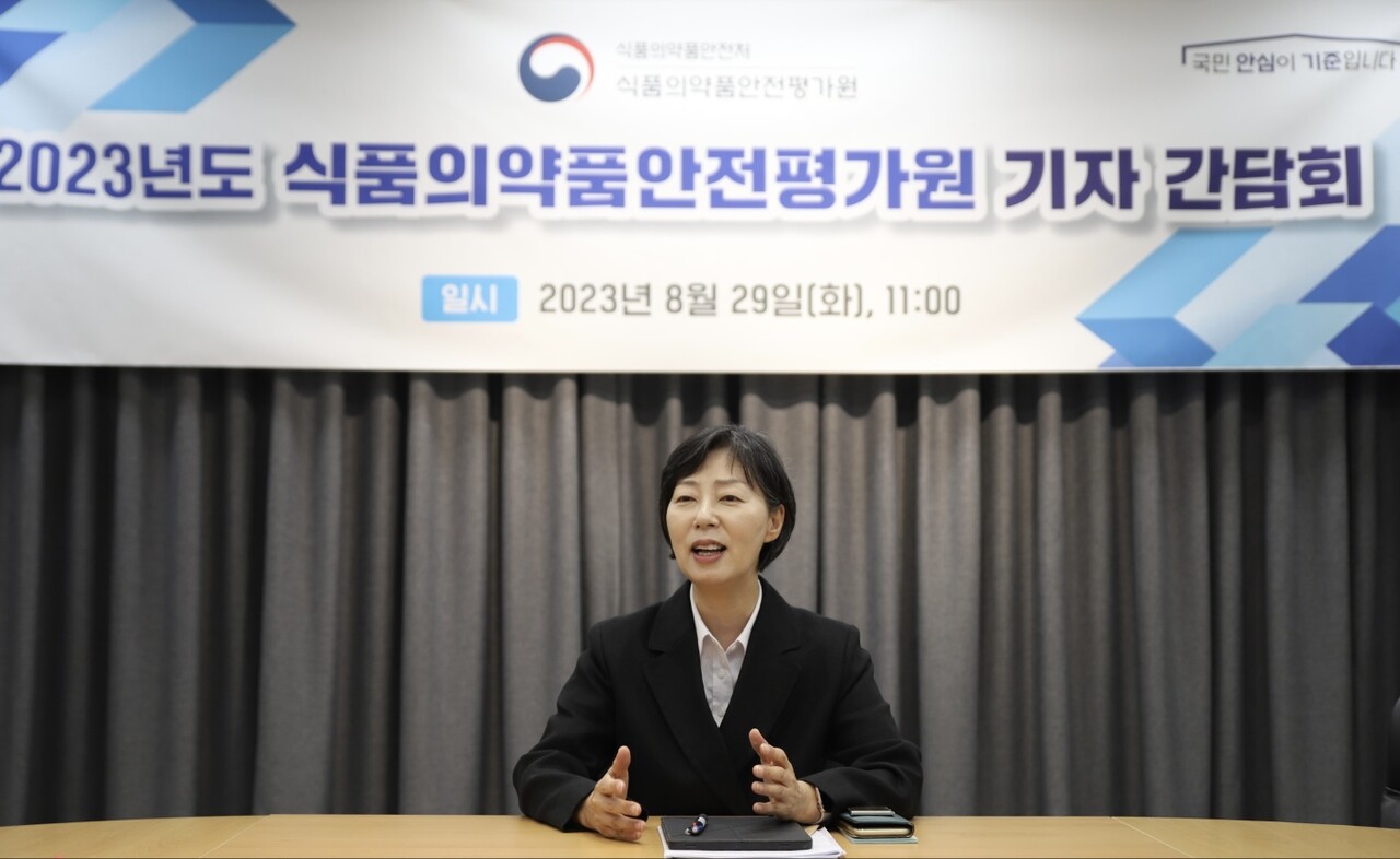 박윤주 식품의약품안전평가원장 모습. 