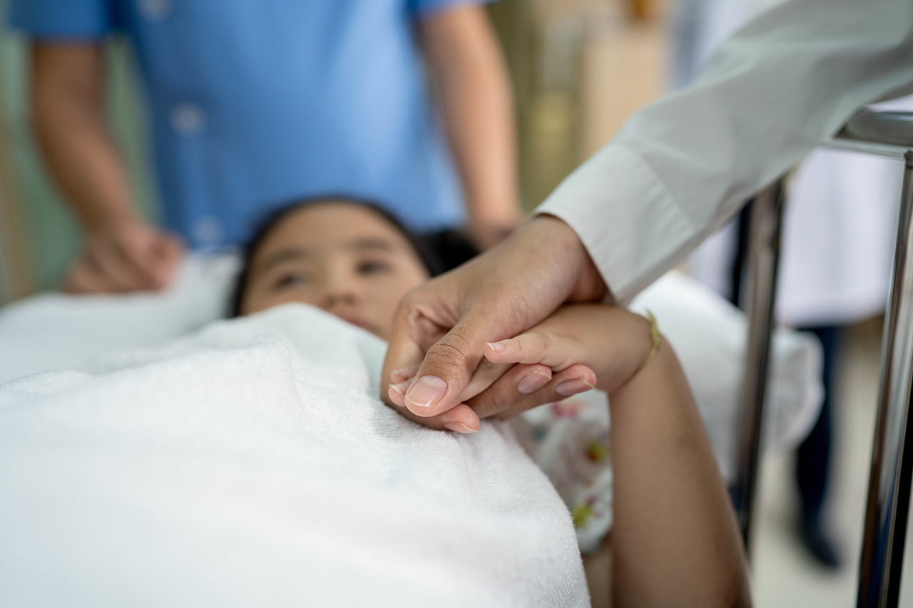 정부가 소아 의료체계 강화를 위한 내년도 예산을 확충했지만 붕괴 직전의 소아청소년 의료체계를 살리기에는 역부족이라는 지적이 나왔다(사진 출처: 게티이미지).