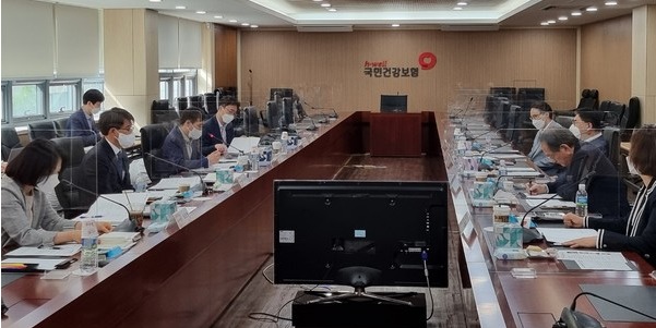 국민건강보험공단과 대한의사협회, 대한병원협회, 대한한의사협회, 대한치과의사협회, 대한약사회, 대한조산협회 등 6개 공급자단체는 서울 당산 영등포남부지사(스마트워크센터)에서  수가협상을 진행한다(ⓒ청년의사).