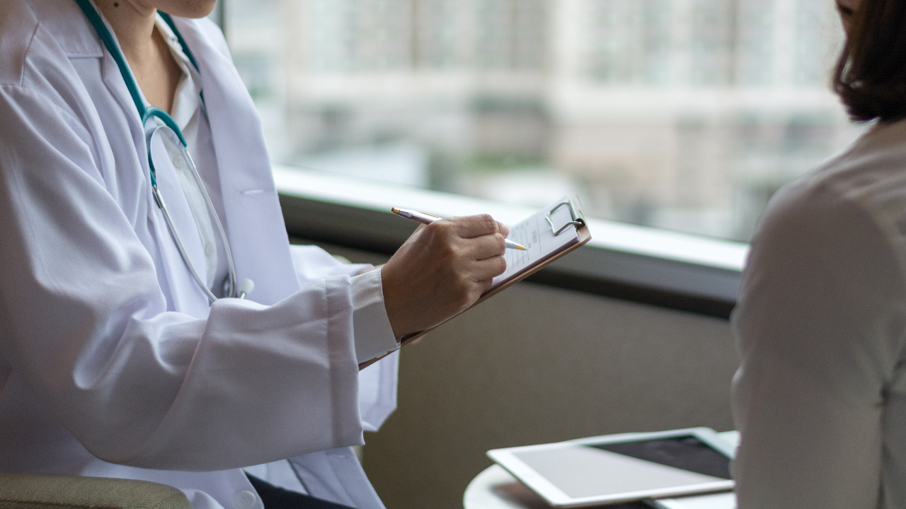 대한외과의사회가 수술 전후 교육상담 시범사업 폐지 추진을 비판했다(사진 출처: 게티이미지).