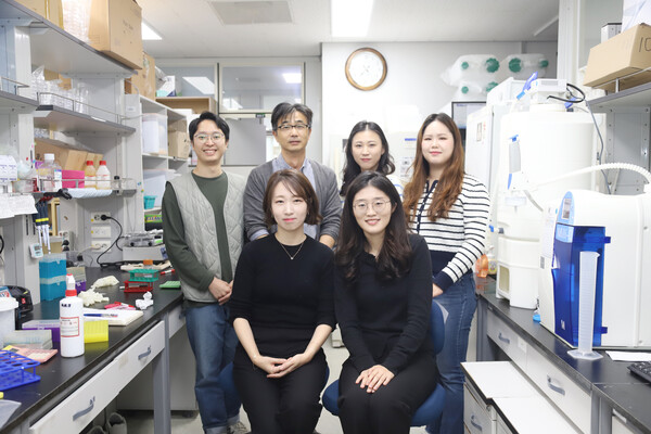 연구팀 사진 (사진제공: 한국생명공학연구원)