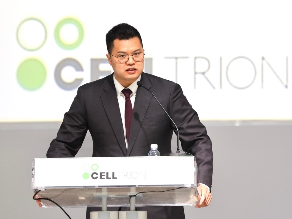 26일 인천 연수구 송도컨벤시아에서 셀트리온 제33기 정기주주총회가 열린 가운데 셀트리온 서진석 대표가 주총을 진행하고 있다. 