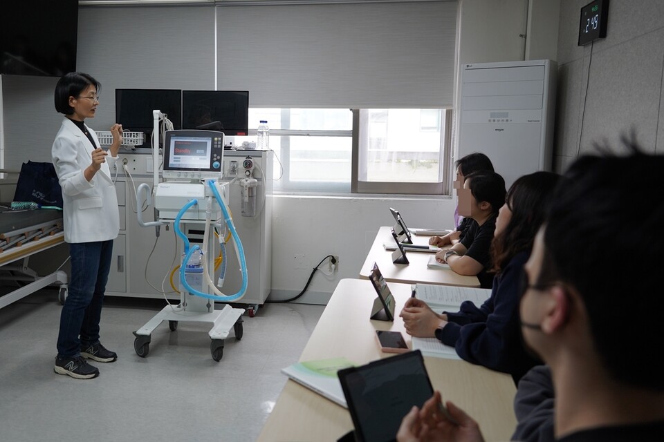 대한간호협회가 '간호사 업무 관련 시범사업'에 참여하는 간호사를 대상으로 하는 (가칭)_'전담간호사' 교육을 성황리에 끝냈다고 26일 밝혔다(사진제공: 대한간호협회).