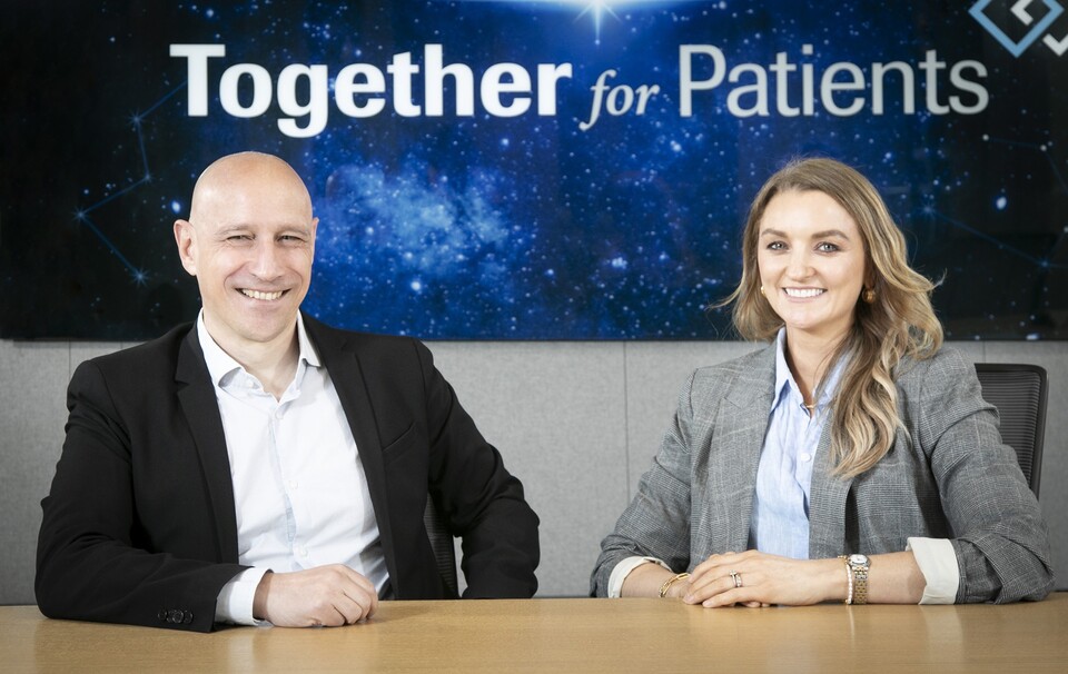 로슈 혈액암 통합 솔루션 총괄 요르고스 스피타다키스(좌)와 로슈 그룹 계열사 제넨텍 혈액암 제품 개발 총괄 미쉘 보이어(우)