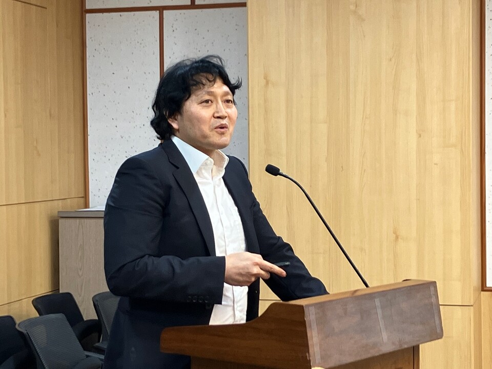 서울아산병원 어린이병원 소아전문응급센터 류정민 교수는 과도한 사법적 부담이 의료시스템 붕괴로 이어지고 있다고 지적했다(ⓒ청년의사). 