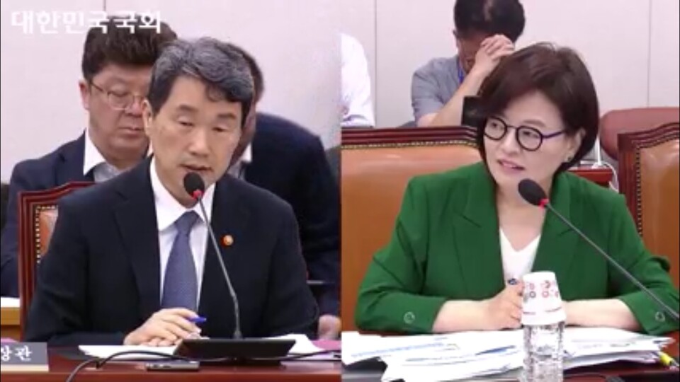 교육부 이주호 장관은 더불어민주당 진선미 의원의 자료제출 요청에 응하겠다고 답했다.