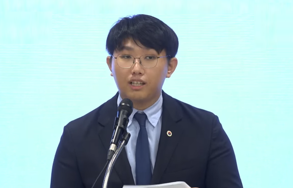 대한의사협회 채동영 홍보이사 겸 부대변인은 21일 브리핑에서 (가칭)'젊은의사 정책자문단'을 구성한 이유를 설명했다(의협 유튜브 채널 KMA TV 화면 갈무리).