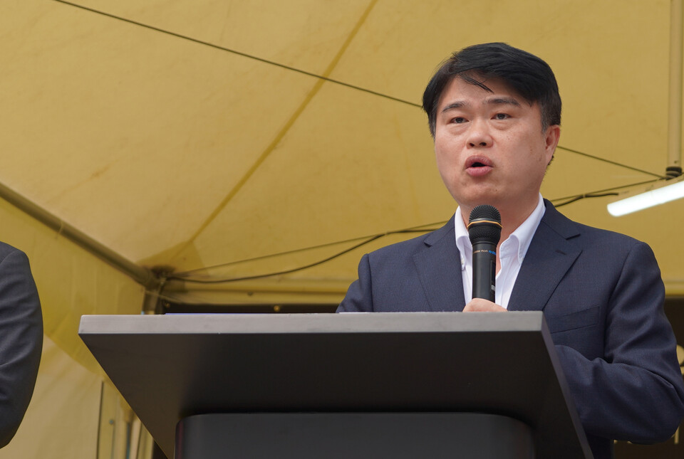 대한의사협회 임현택 회장은 26일 윤석열 대통령과 국회에 의료대란을 끝낼 결단을 촉구했다(사진제공: 의협).