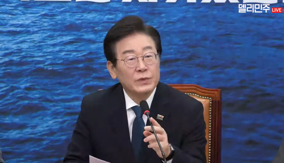 더불어민주당 이재명 대표가 의료 대란 타개를 위한 합리적 대책 마련을 촉구했다(사진출처: 더불어민주당 공식 유튜브 '델리민주' 캡쳐).