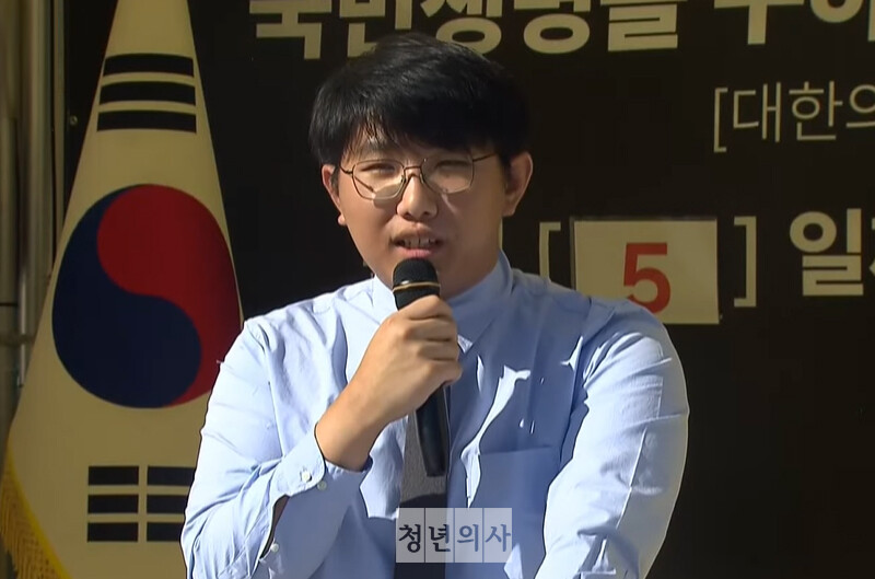 대한의사협회 채동영 홍보이사 겸 부대변인은 30일 언론브리핑에서 "의료계 뜻을 한곳으로 모아야 할 때"라며 대의원회 산하 비상대책위원회 구성에 부정적인 견해를 밝혔다.