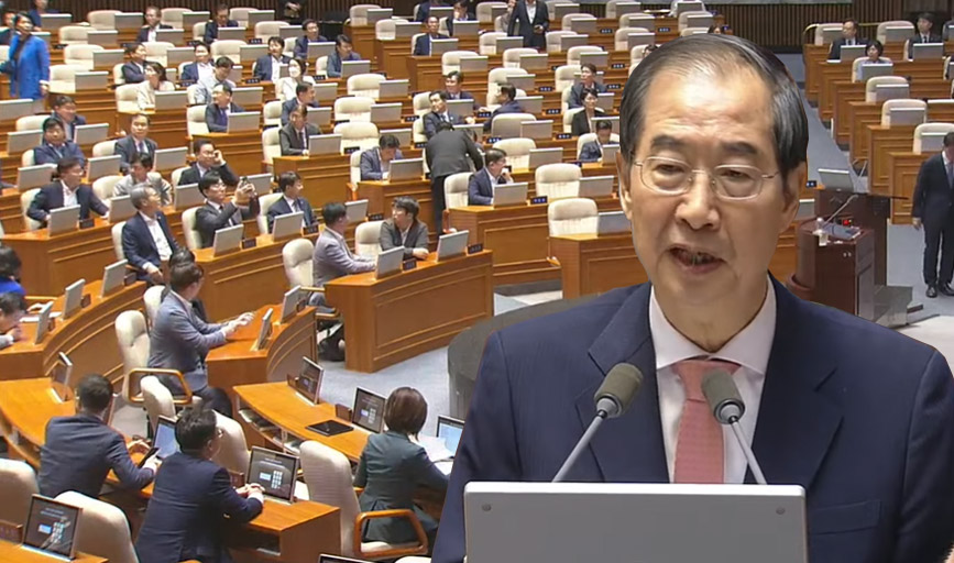 한덕수 국무총리는 12일 열린 대정부질문에서 "국민들이 죽어 나간다"는 야당 의원들의 지적에 "가짜뉴스"라고 반박하며 목소리를 높였다. 의료대란 첫 번째 책임이 "전공의들에게 있다"고 답하기도 했다(ⓒ청년의사).