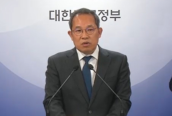 보건복지부 김국일 보건의료정책관은 30일 브리핑에서 의대 정원 2,000명 증원을 결정해 놓고 인력수급추계위원회를 출범하는 이유에 대해 수용성 제고 차원이라고 말했다.