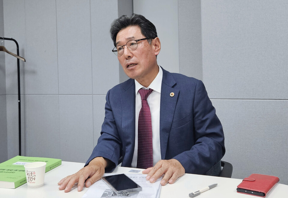 대한의사협회 대의원회 김교웅 의장은 의협 집행부에 대한전공의협의회 비상대책위원회 갈등 해소를 주문했다(ⓒ청년의사).