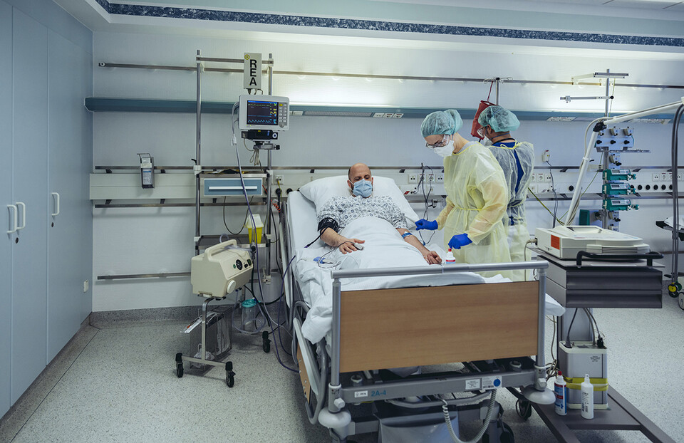 중환자실에 입원한 환자들은 기능 저하로 퇴원 후에도 '집중치료 후 증후군'