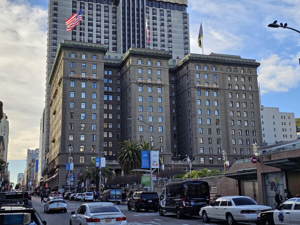 미국 샌프란시스코 웨스틴 세인트 프랜시스 호텔에서 JP모건 헬스케어 컨퍼런스 2025가 개막했다.