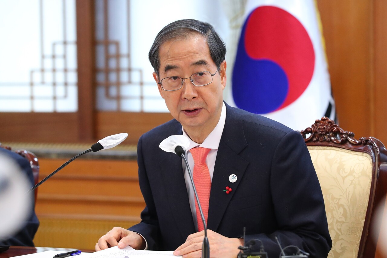 헌법재판소가 24일 오전 한덕수 국무총리 탄핵심판을 기각함에 따라 한 총리가 대통령 권한대행으로 복귀하게 된다(사진출처: 국무조정실 페이스북).