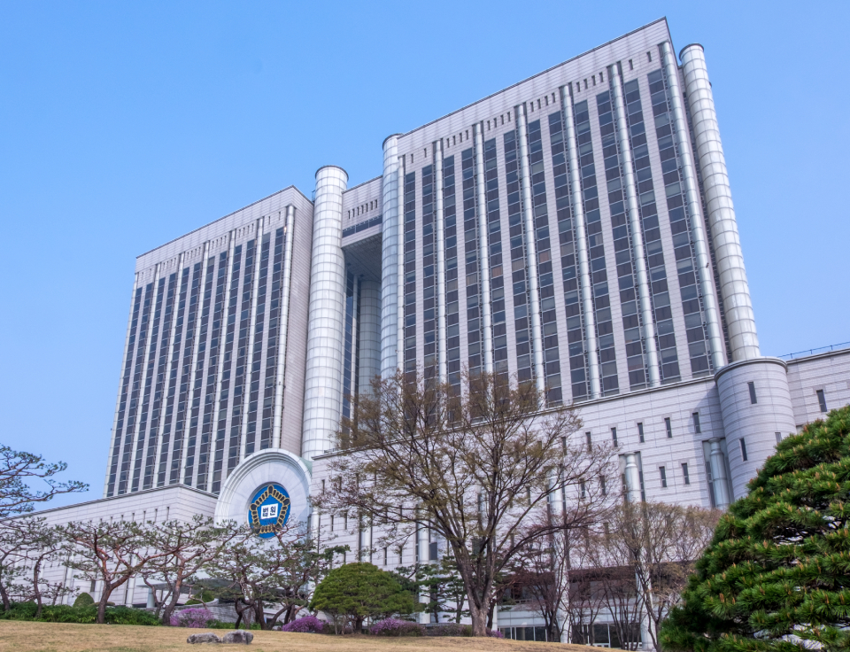 한의사의 코로나19 정부관리시스템 접속 권한을 다루는 행정소송 항소심 변론이 끝나면서 서울고등법원 재판부 선고를 앞뒀다(사진 출처: 게티이미지).