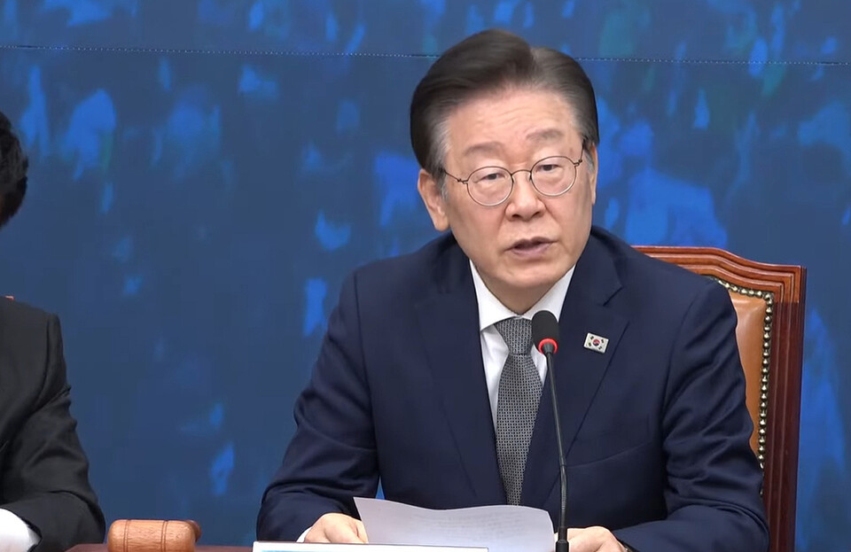 이재명 더불어민주당 대선 후보와 박주민 보건복지위원장이 의대생들을 향해 의학교육 현장 복귀를 당부했다(사진출처: 민주당 유튜브 채널 '델리민주TV' 중계 화면 갈무리).