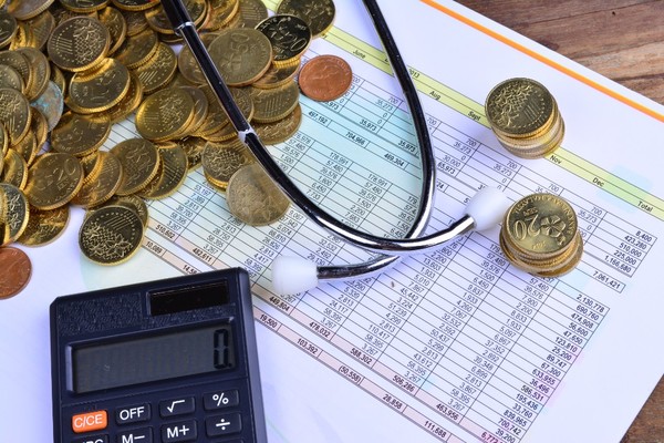 국민의힘 김미애 의원이 건강보험 지속가능성 확보를 위해 부정수급을 예방·차단하는 ‘국민건강보험법 일부개정안’과 ‘노인장기요양보험법 일부개정안’을 발의했다(사진출처: 게티이미지).