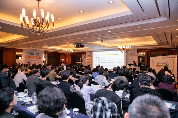 대웅제약은 골다공증 치료 바이오시밀러 ‘스토보클로(STOBOCLO)’의 론칭을 기념해 전국 8개 도시에서 개최한 ‘퍼펙트(PERFECT) 심포지엄’을 개최했다. 