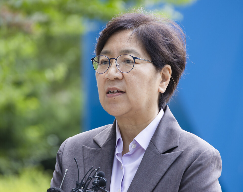 정은경 보건복지부 장관 후보자는 필수의료분야 의료인 소송 부담 완화를 위해 의료사고 특성을 반영한 배상체계와 형사체계 마련이 필요하다고 했다(사진제공: 복지부).