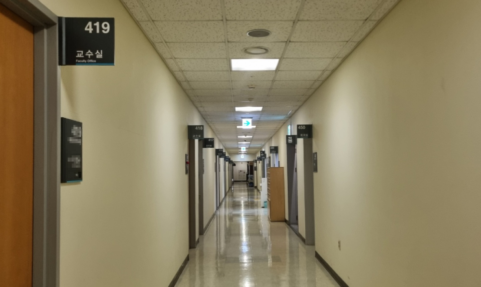 전국의과대학학부모회연합(전의학련)은 23일 성명을 내고 대학이 나서서 차별과 분열을 조장해선 안 된다고 했다(ⓒ청년의사).