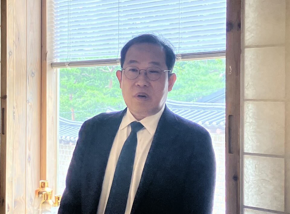 보건복지부 김국일 보건의료정책관은 31일 열린 수련협의체 제2차 회의 직후 만나 "전공의 수련 연속성 관련 의견을 들었고 검토해 보겠다"고 했다(ⓒ청년의사). 