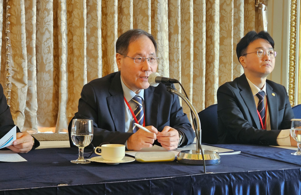 대한내과의사회는 '일차의료 강화특별법'이 일차의료를 고사시킬 수 있다며 반대한다는 성명을 발표했다(ⓒ청년의사).