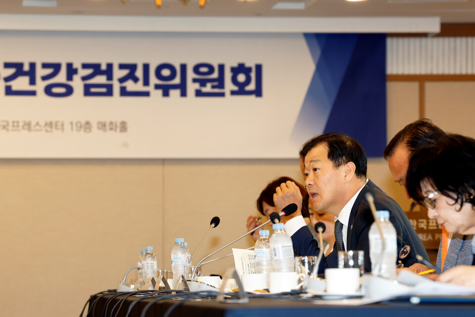 보건복지부는 18일 ‘2025년 제1차 국가건강검진위원회’를 개최해 ‘폐기능 검사 신규 도입방안’ 등을 심의·의결했다(사진 제공 : 복지부).