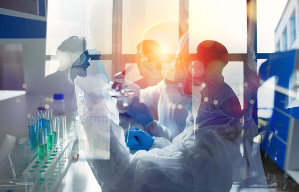 융합형 의사과학자 양성사업에 참여했던 전공의 10명 중 9명이 중도 포기한 것으로 나타났다(사진출처: 게티이미지).