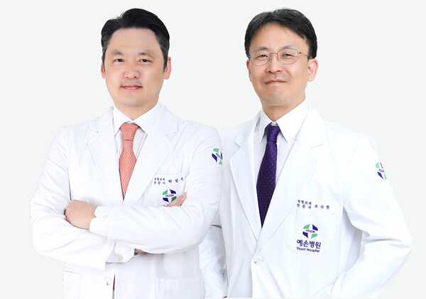 사진 왼쪽부터 수부센터 박진성, 조승현 원장