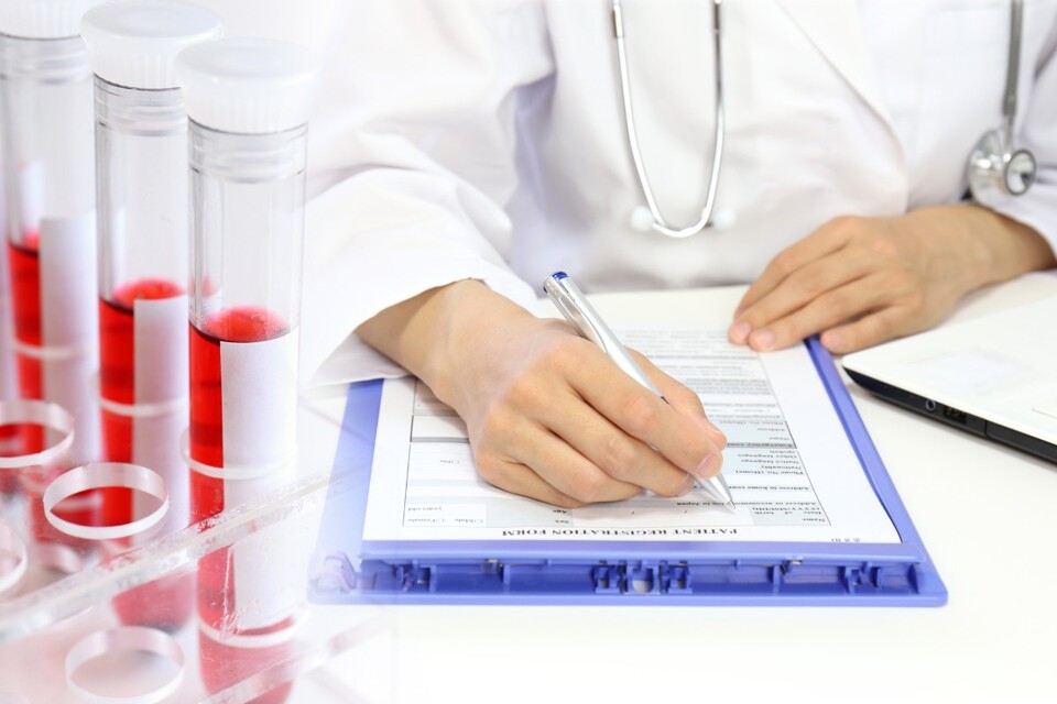 용인시의사회가 정부의 검체검사 위·수탁 제도개선에 찬성한 대한진단검사의학회 이사장을 대한의사협회 중앙윤리위원회에 제소했다(사진출처: 게티이미지). 