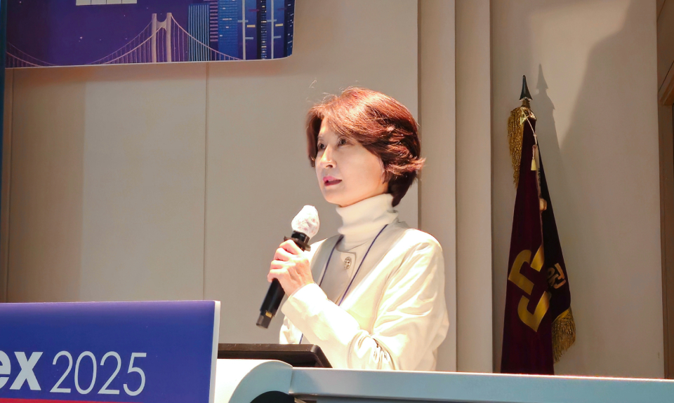 계명대동산병원 고객만족팀 이순연 파트장은 지난 14일 '하이펙스 2025 해운대'에서 환자경험평가 준비 과정을 공유했다(ⓒ청년의사).